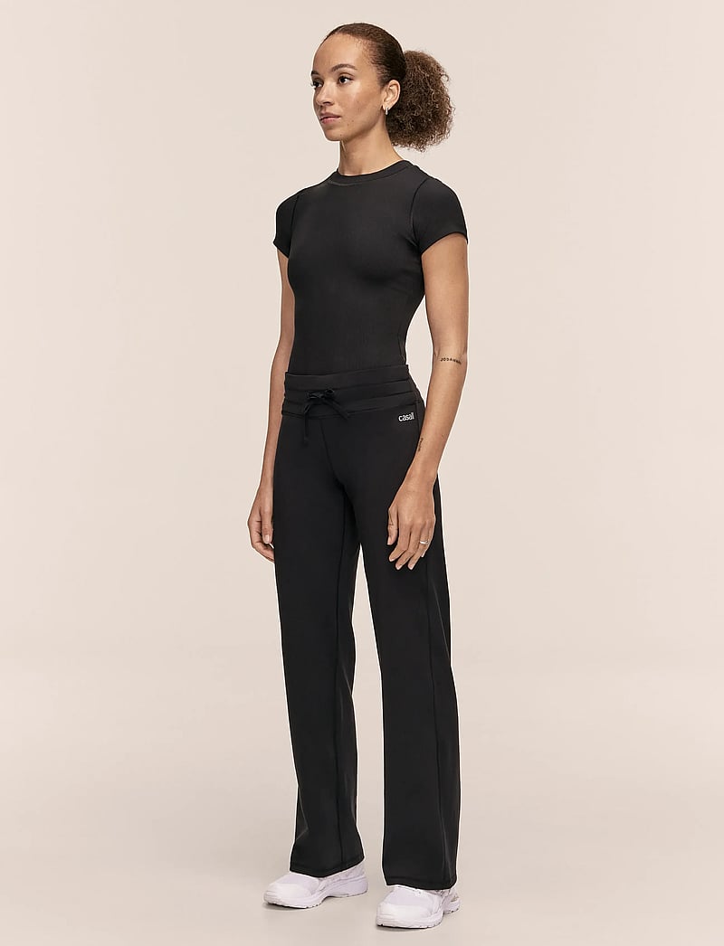 Casall - Soft Touch Straight Pant - trainingshosen - black - 3
