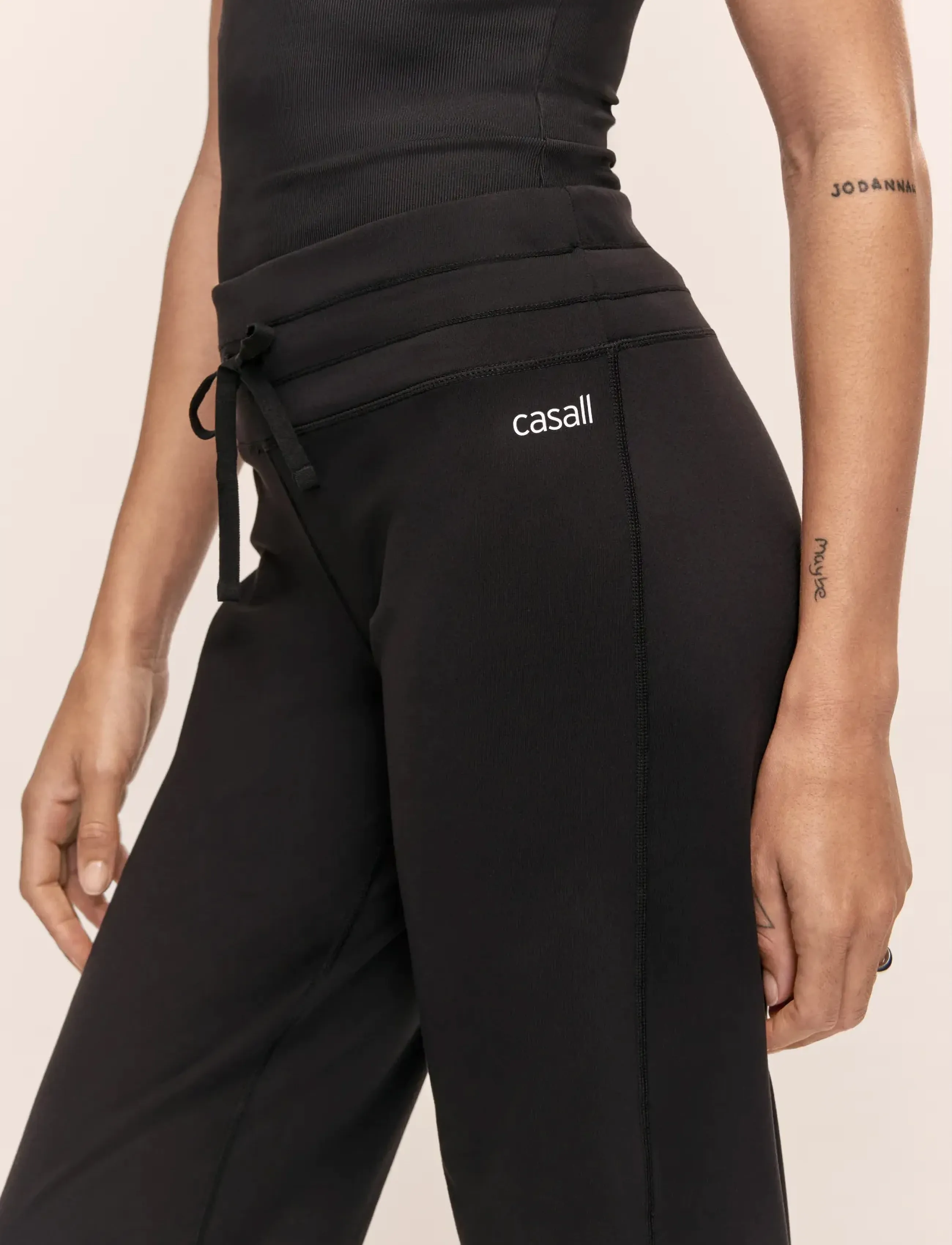Casall - Soft Touch Straight Pant - joggingbukser - black - 4