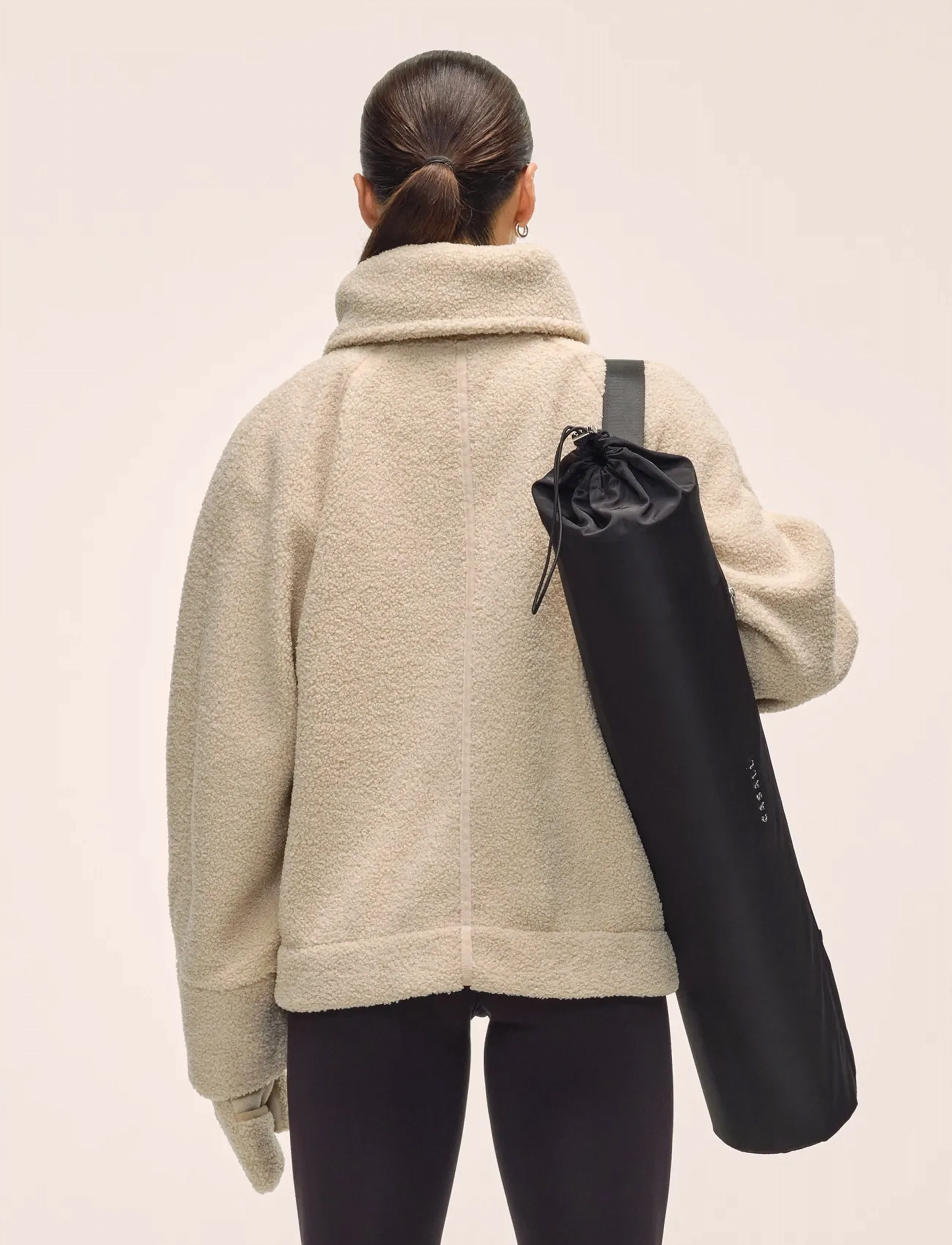 Casall - Sherpa Short Zip Jacket - wandel & regenjassen - ecru - 3