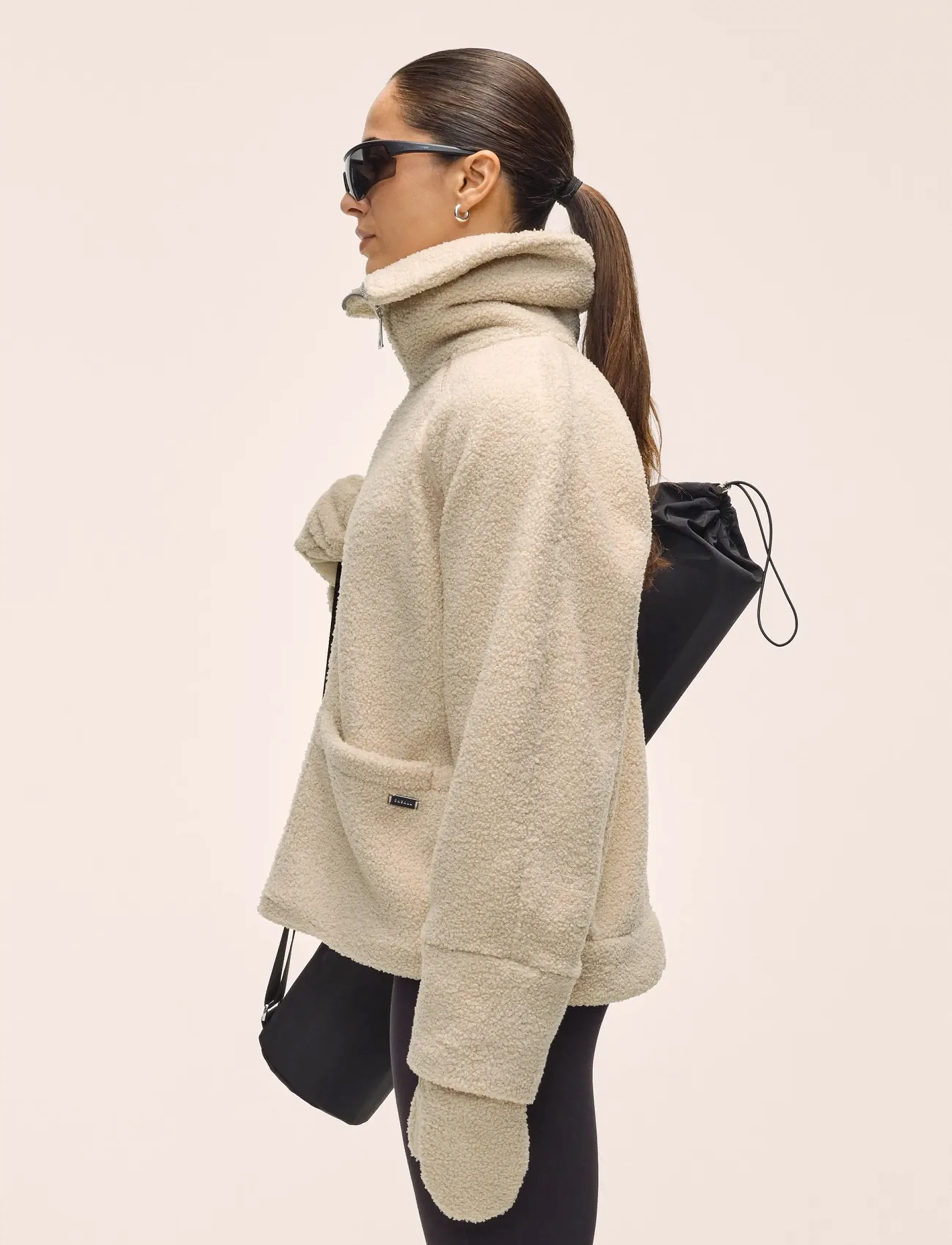 Casall - Sherpa Short Zip Jacket - wandel & regenjassen - ecru - 4