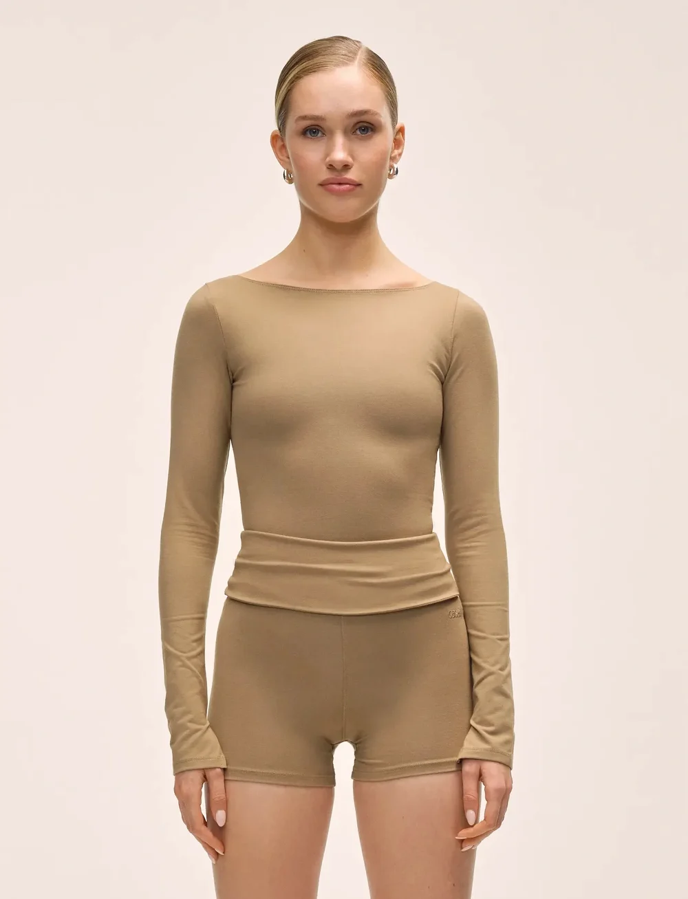 Casall - Sublime Boatneck Long Sleeve - pitkähihaiset t-paidat - light khaki - 0