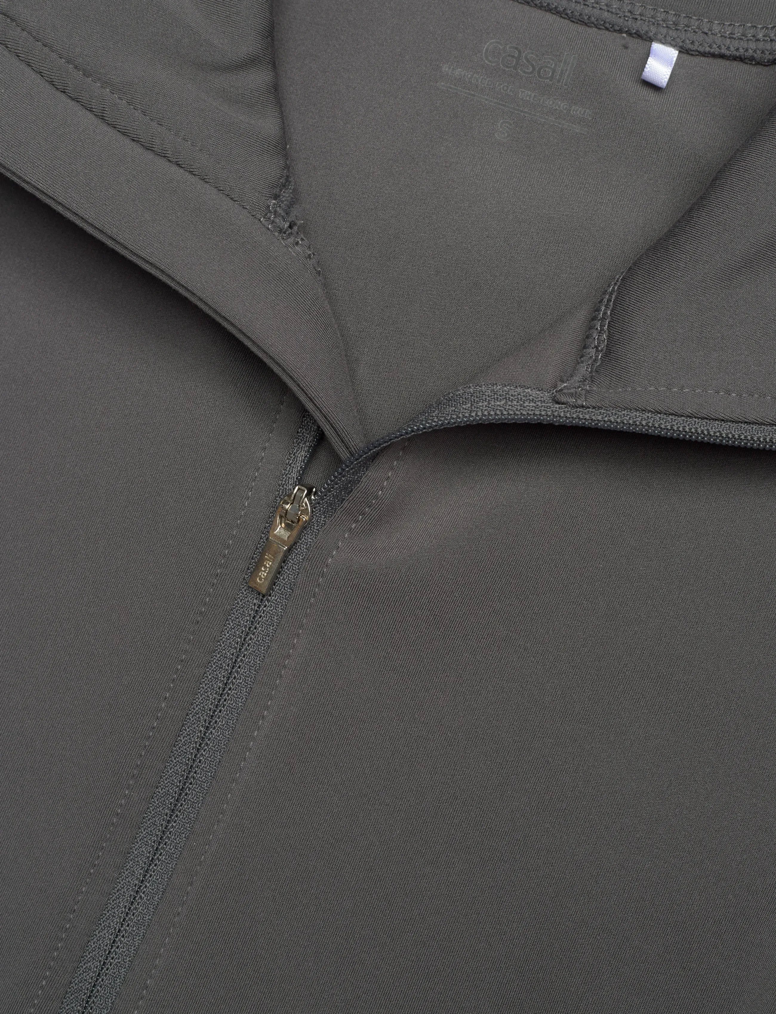 Casall - Soft Touch Zip Jacket - långärmade tröjor - dk grey - 5