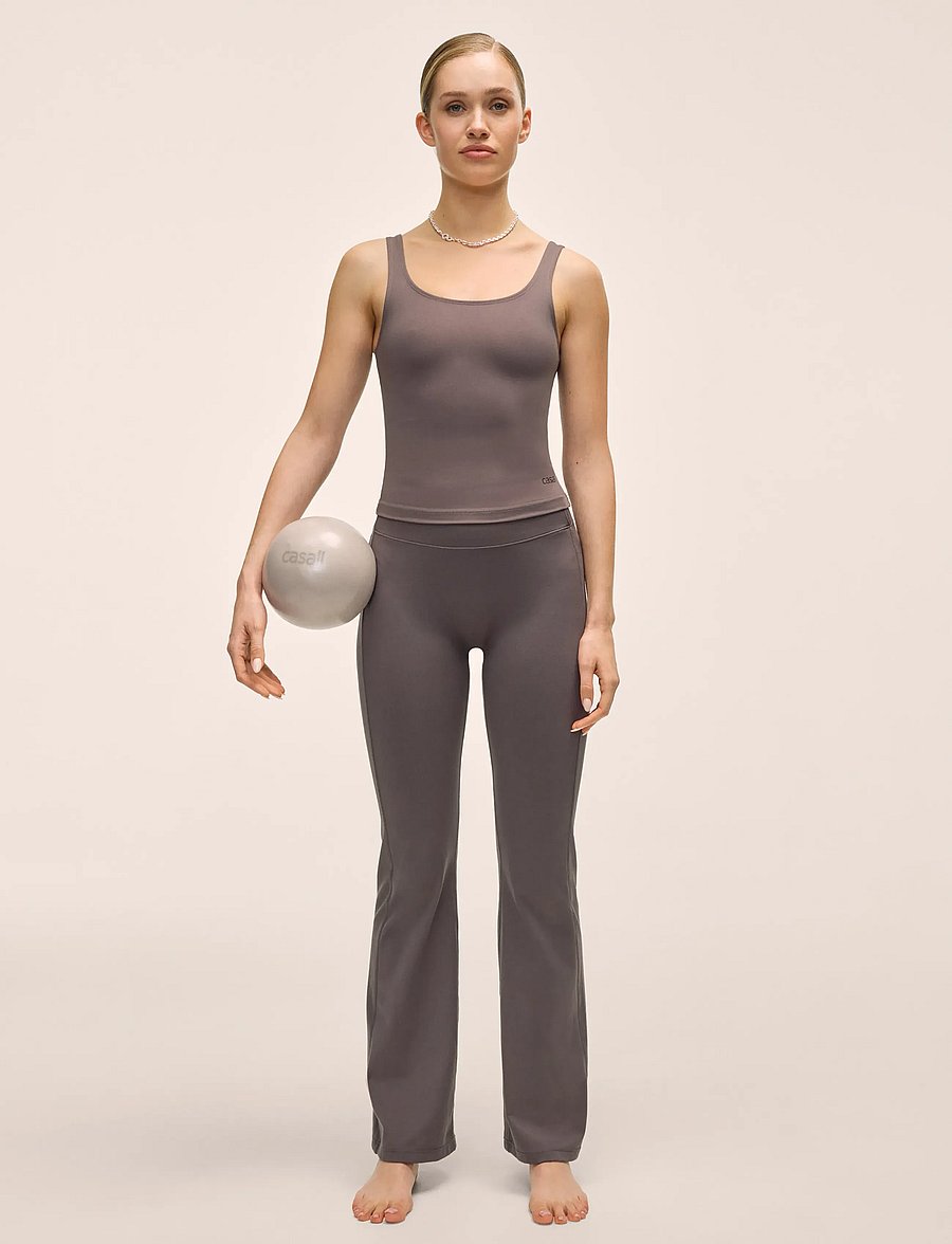 Casall - Scoop Tank - tank tops - dk grey - 3