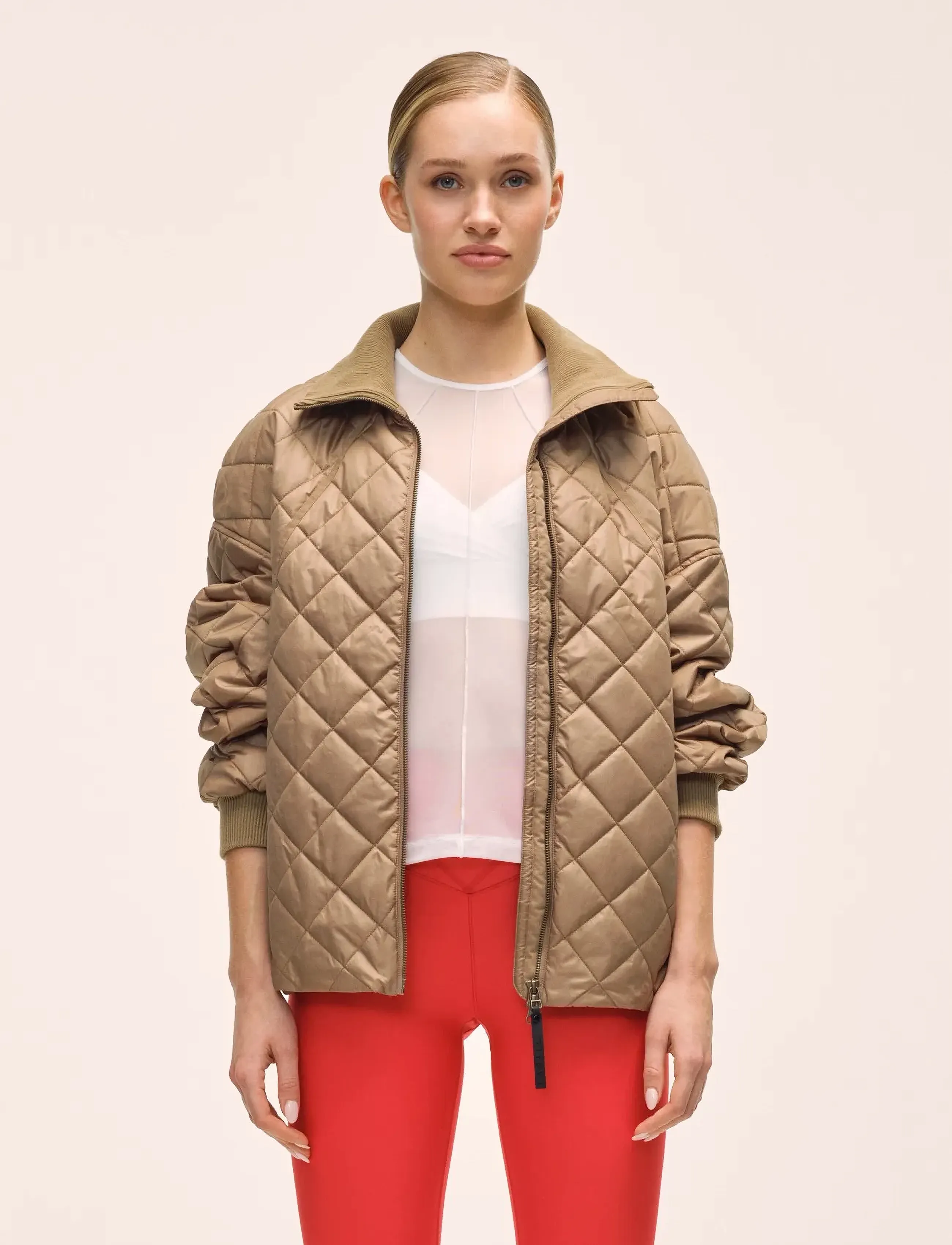 Casall Nordic Quilted Jacket, Kvinder, Quiltet Bomberjakke, Beige, Str: M