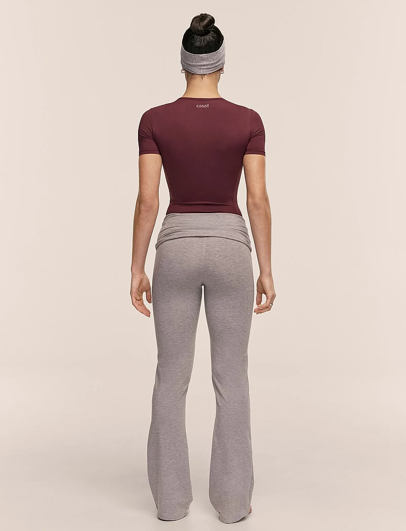 Casall - Sublime Folded Flare Pants - joggingbukser - grey melange - 3