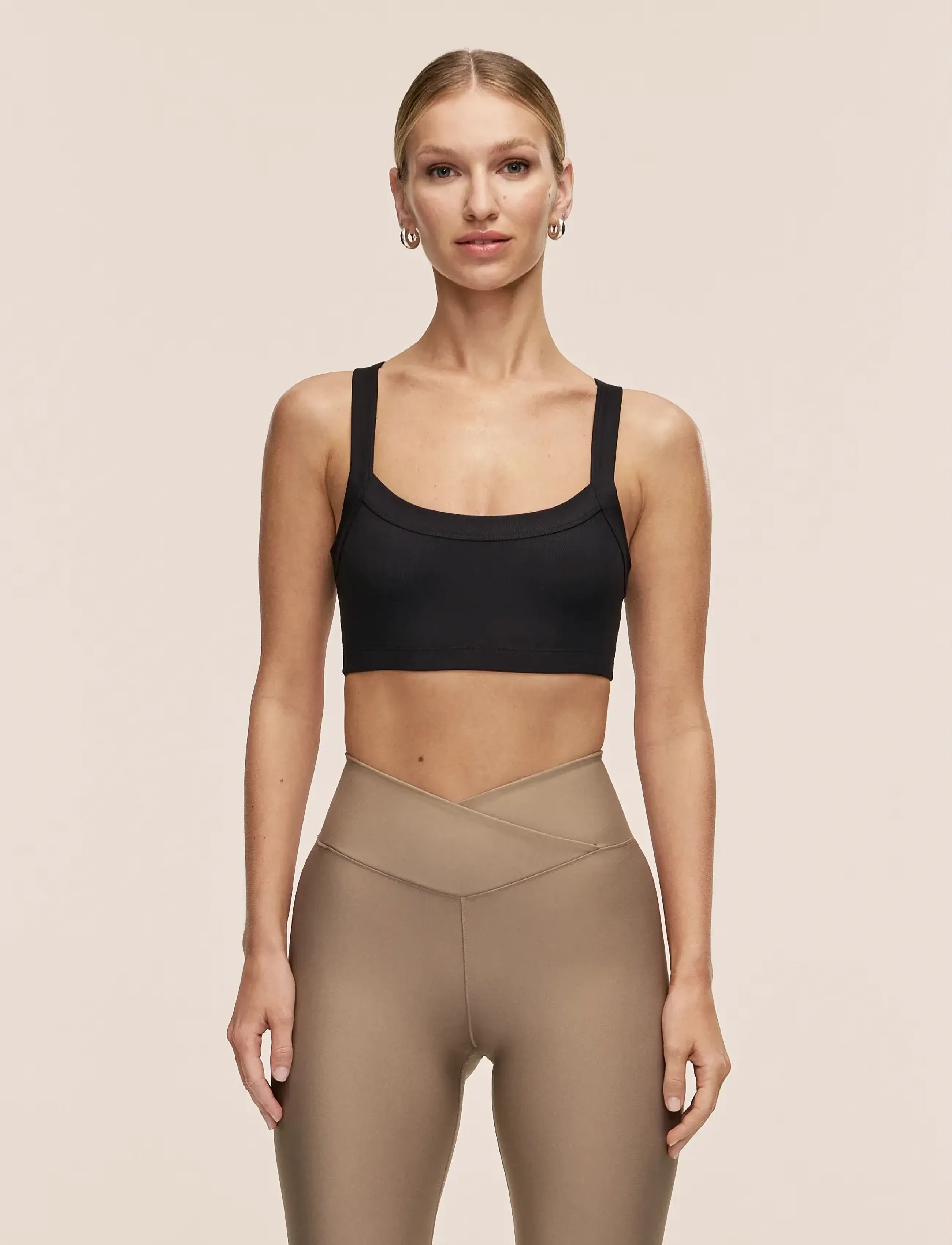 Casall Defined Rib Sport Top, Kvinder, Ribbet Sports-bh, Sort, Str: M