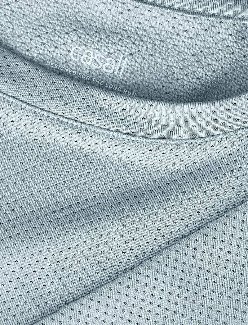Casall - Laser Mesh Tee - t-shirts - aqua glow - 3
