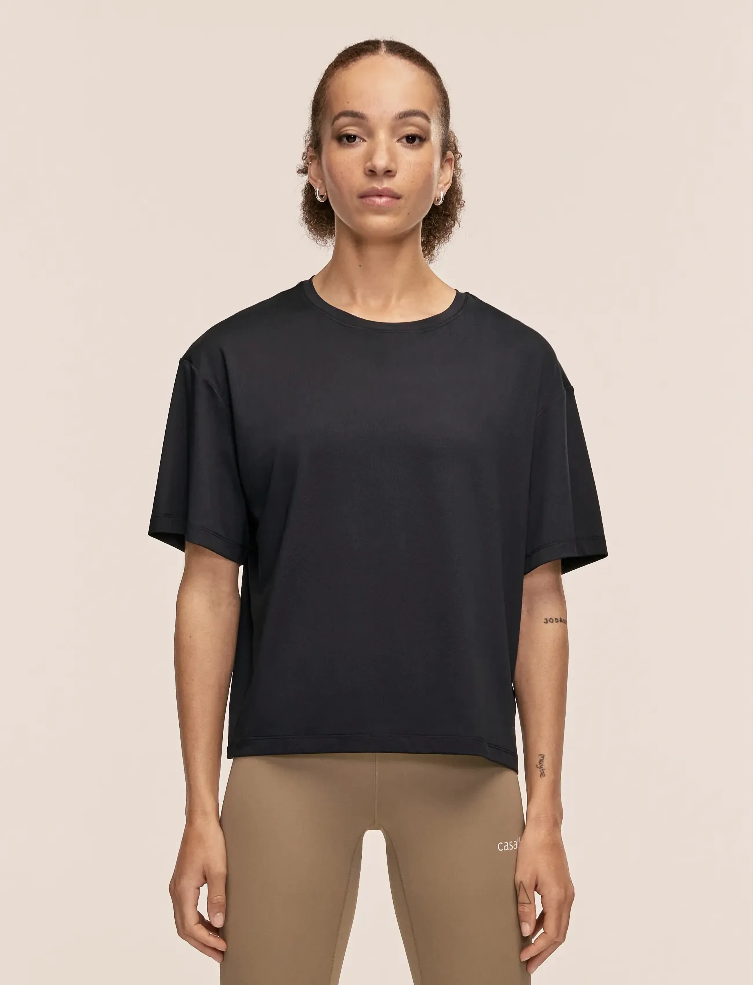 Casall Laser Mesh Tee - T-Shirts & Tops - BLACK / black