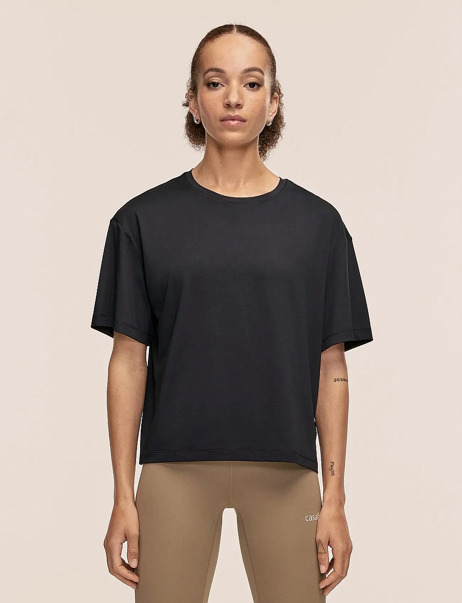 Casall - Laser Mesh Tee - t-särgid - black - 0