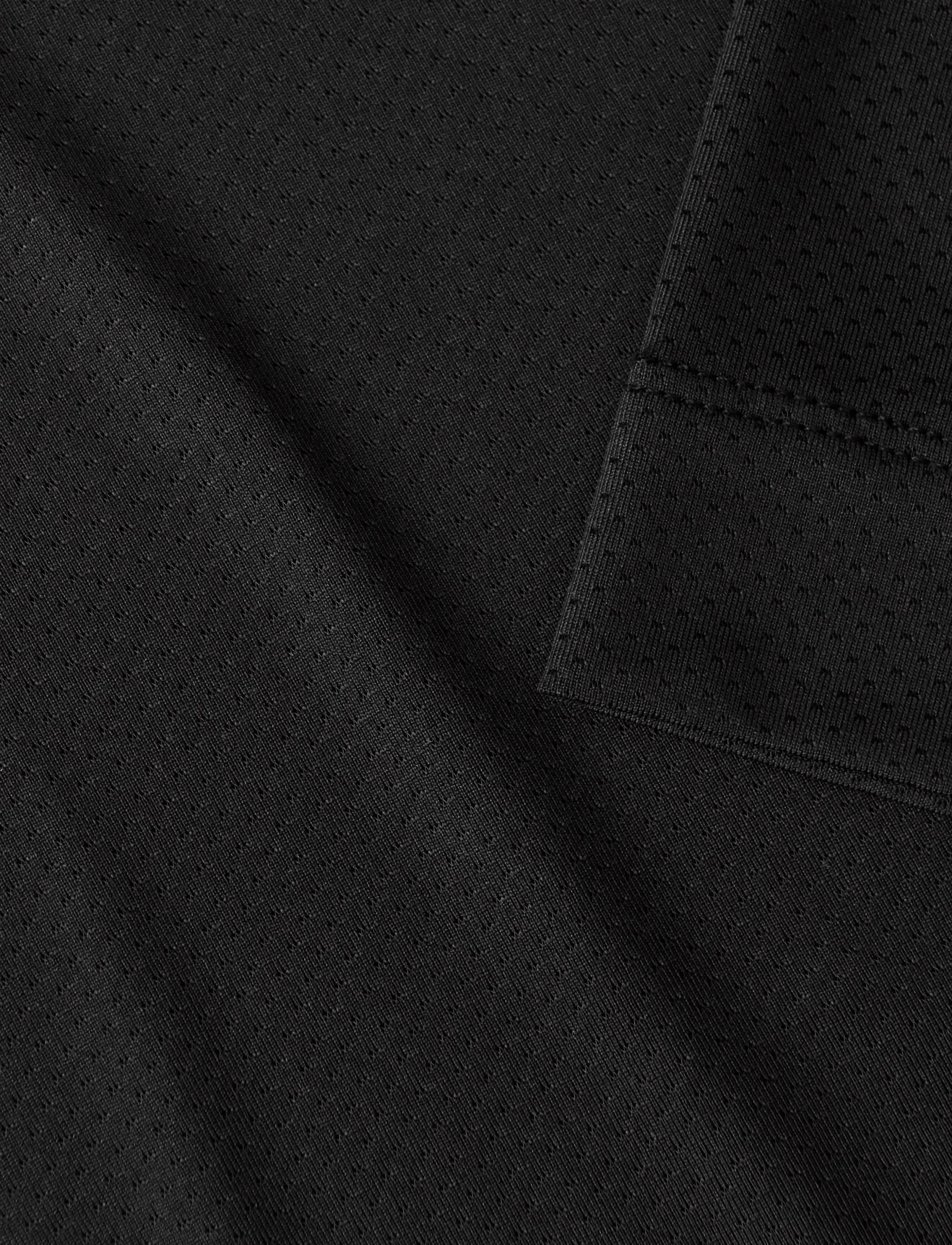 Casall - Laser Mesh Tee - t-shirts - black - 3
