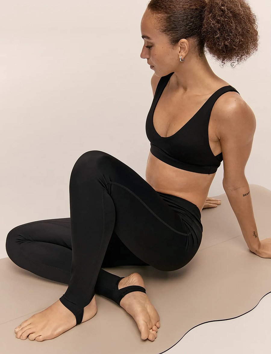 Casall - Soft Touch Padded Sports Bra - sport-bhs - black - 5
