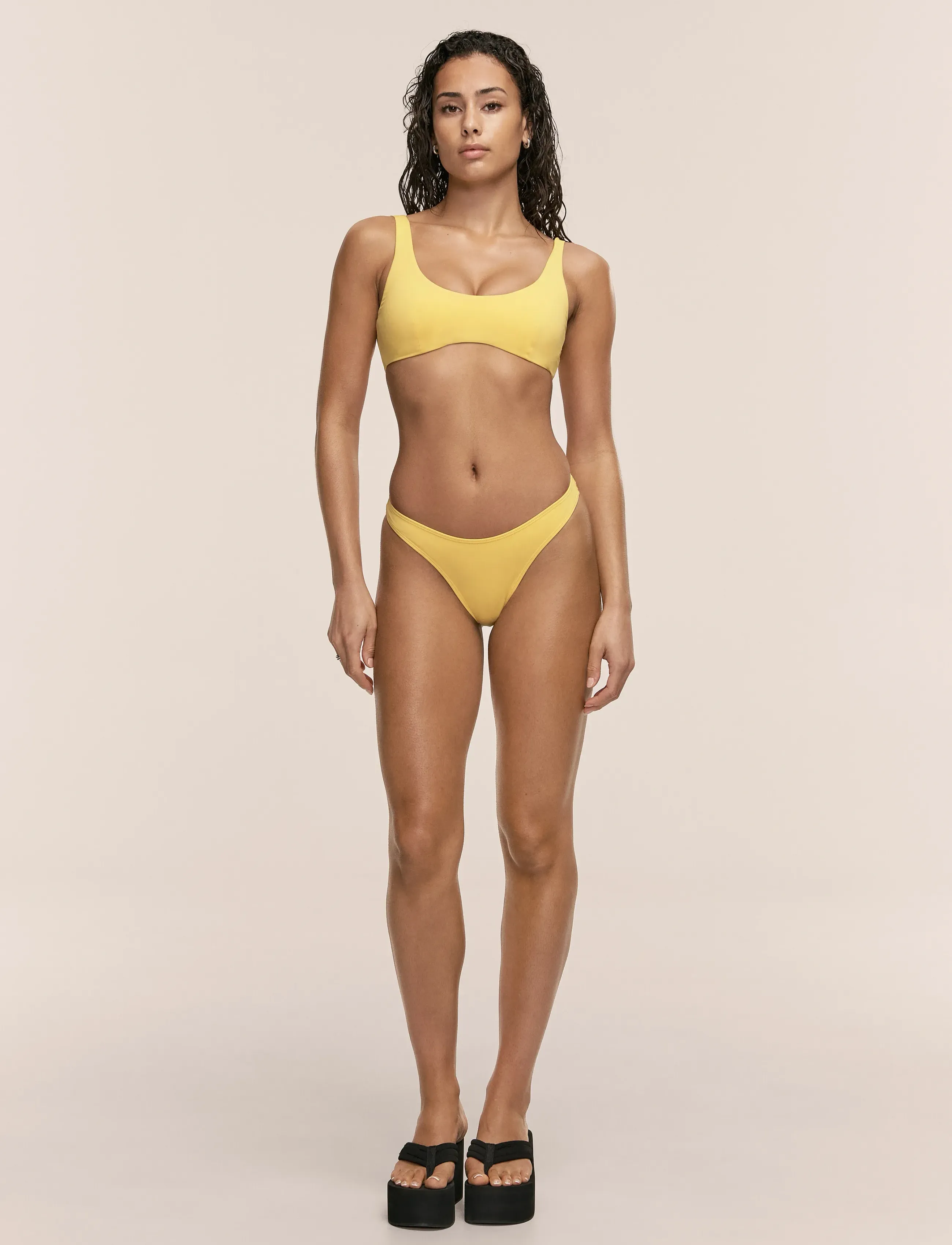 Casall High Leg Brazilian Bottom, 36, Sport Bademode, Gelb - Bikinis, Frauen