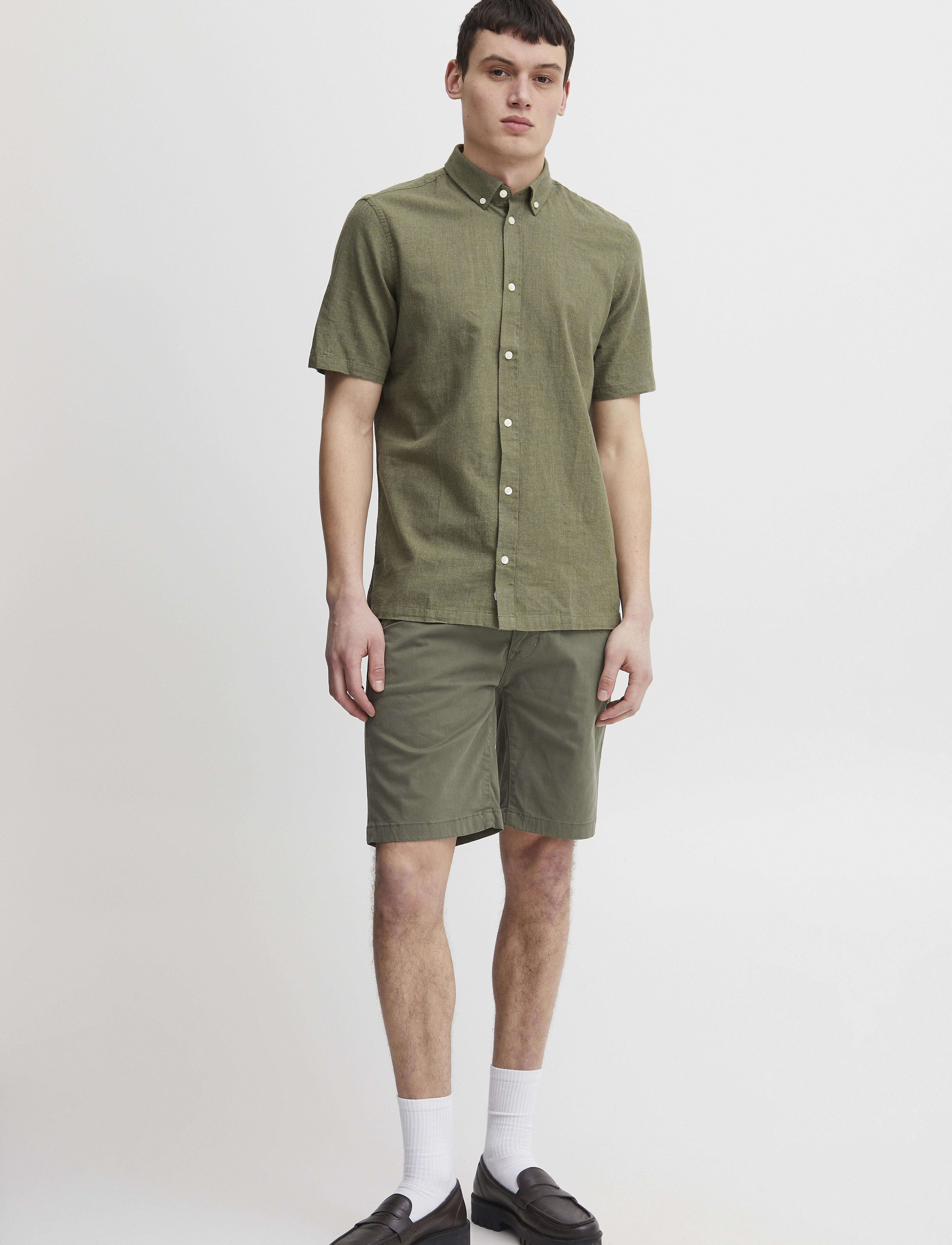 Casual Friday Allan Chino Shorts, S, Khakigrün - Männerswear