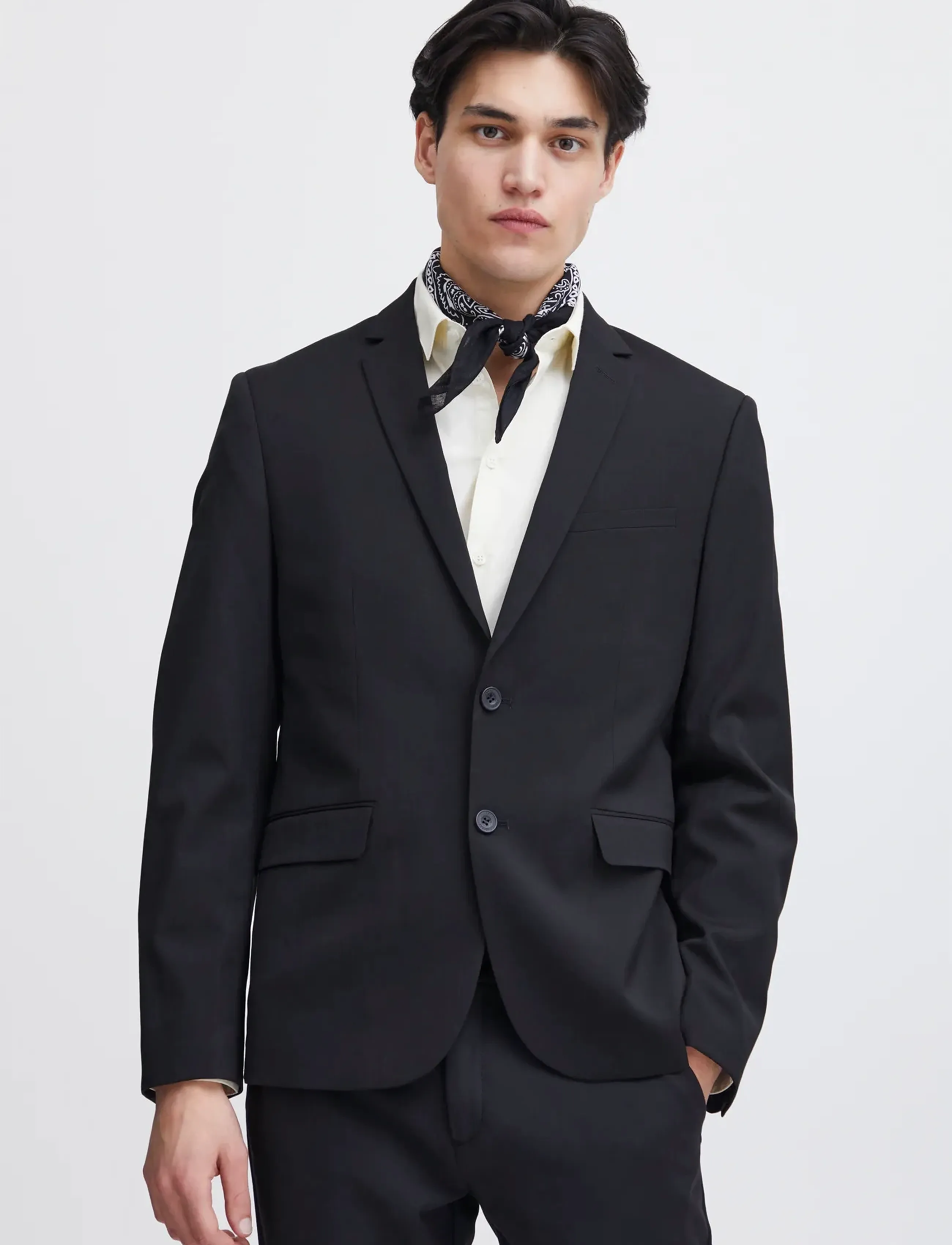 Casual Friday - CFBERND Blazer - enkeltradede blazere - black - 3