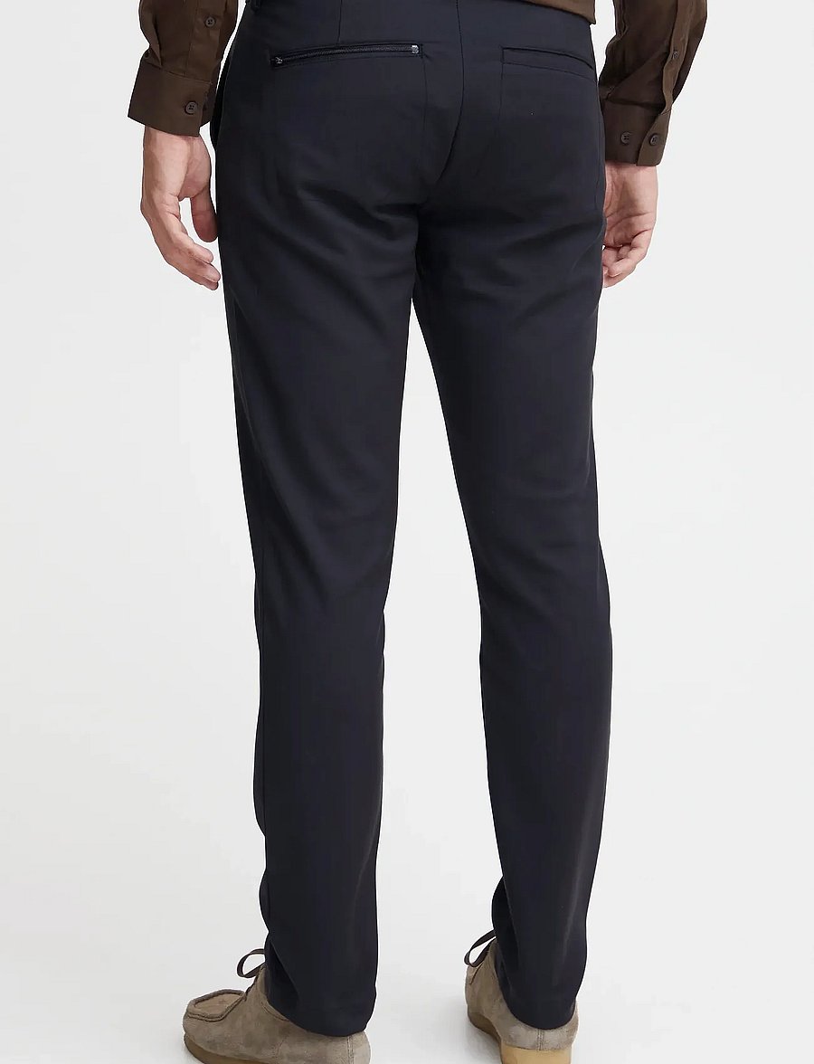 Casual Friday - CFPHILIP performance pant - anzugshosen - navy - 4