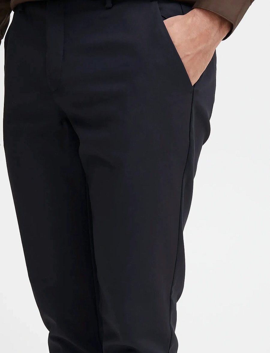 Casual Friday - CFPHILIP performance pant - anzugshosen - navy - 5