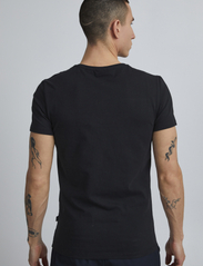 Casual Friday - CFDAVIDE crew neck tee - lowest prices - black - 5