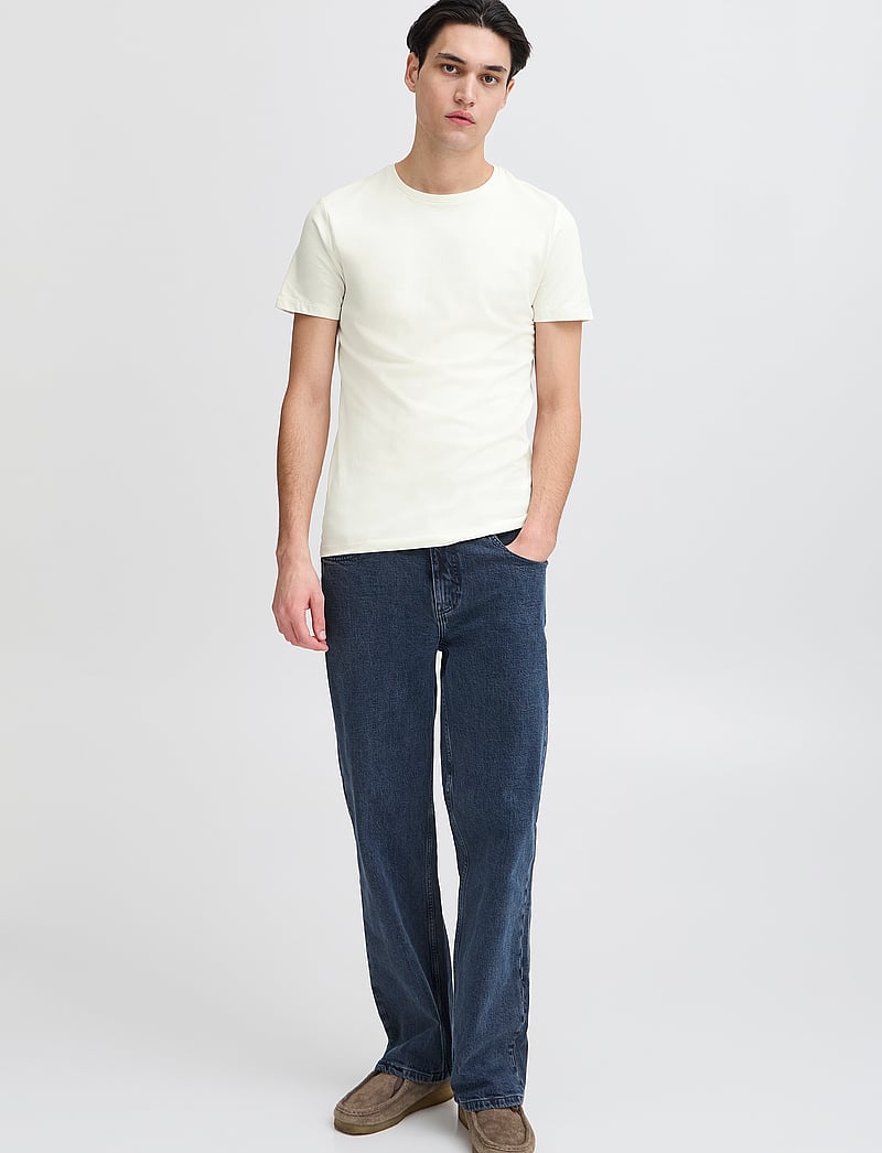 Casual Friday - CFDAVIDE crew neck tee - kurzärmelig - egret - 0