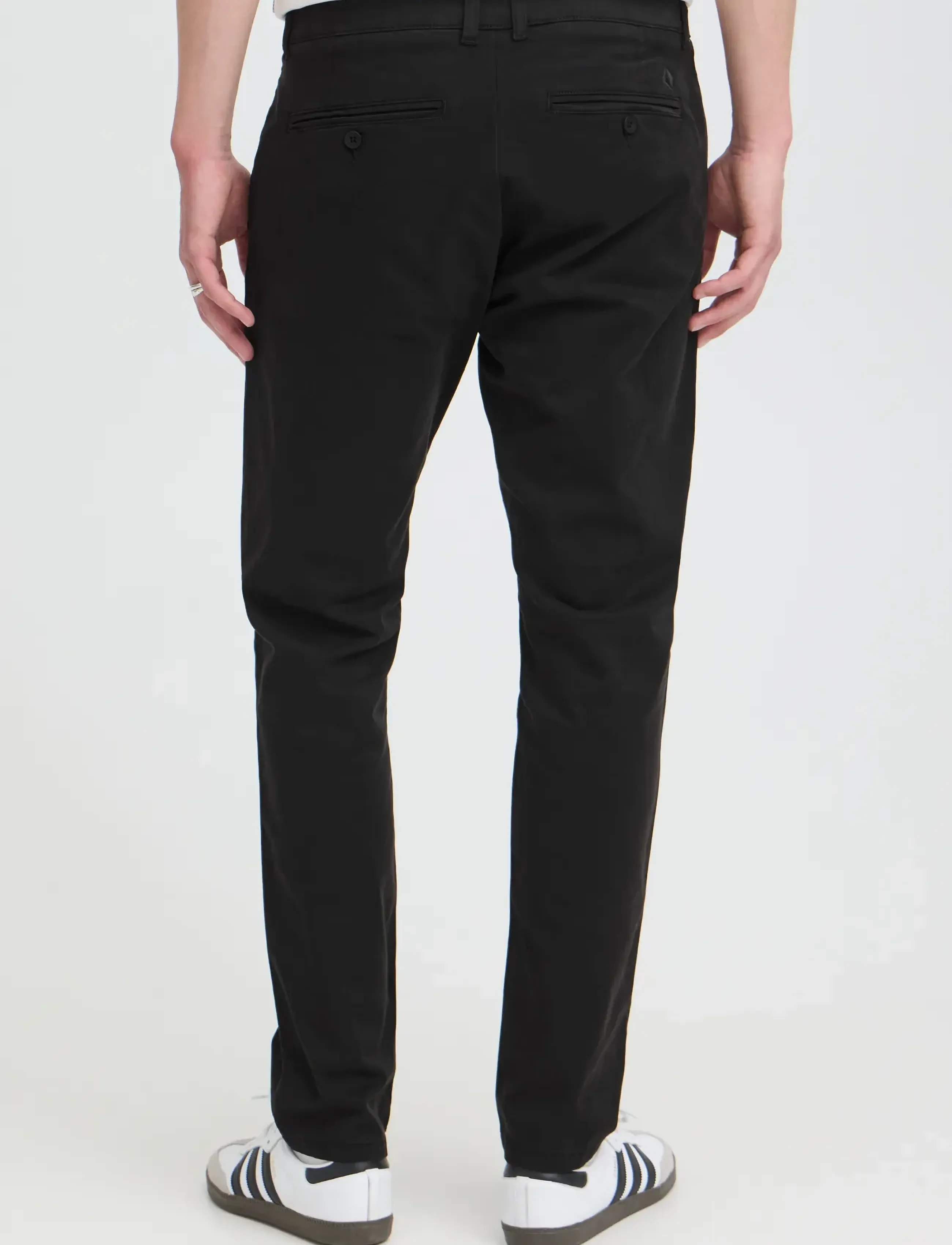 Casual Friday - CFVIGGO CHINO PANTS - laveste priser - black - 5