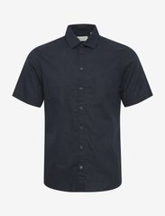 Casual Friday - CFAksel SS linen mix shirt - linskjorter - dark navy - 0