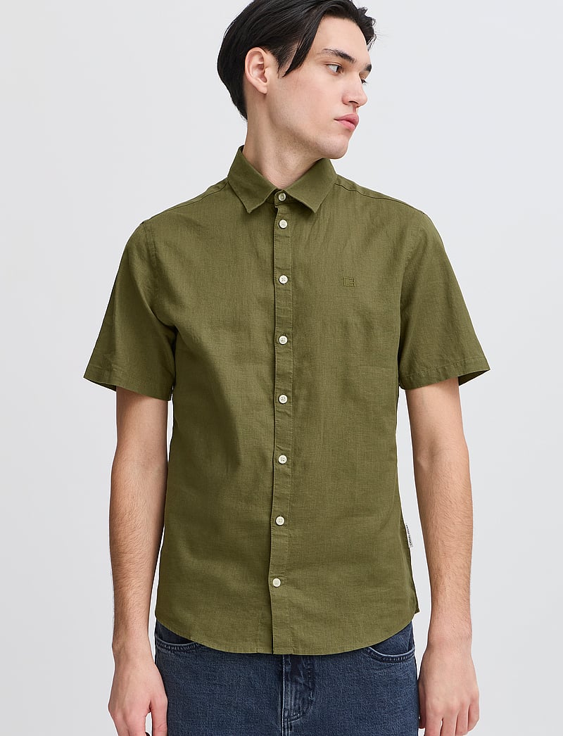 Casual Friday - CFAKSEL SS LINEN MIX SHIRT - hørskjorter - winter moss - 4