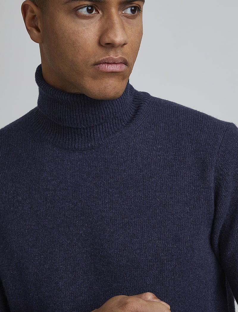 Casual Friday - CFKARL ROLL NECK BOUNTY KNIT - poolokaulus - navy blazer - 5