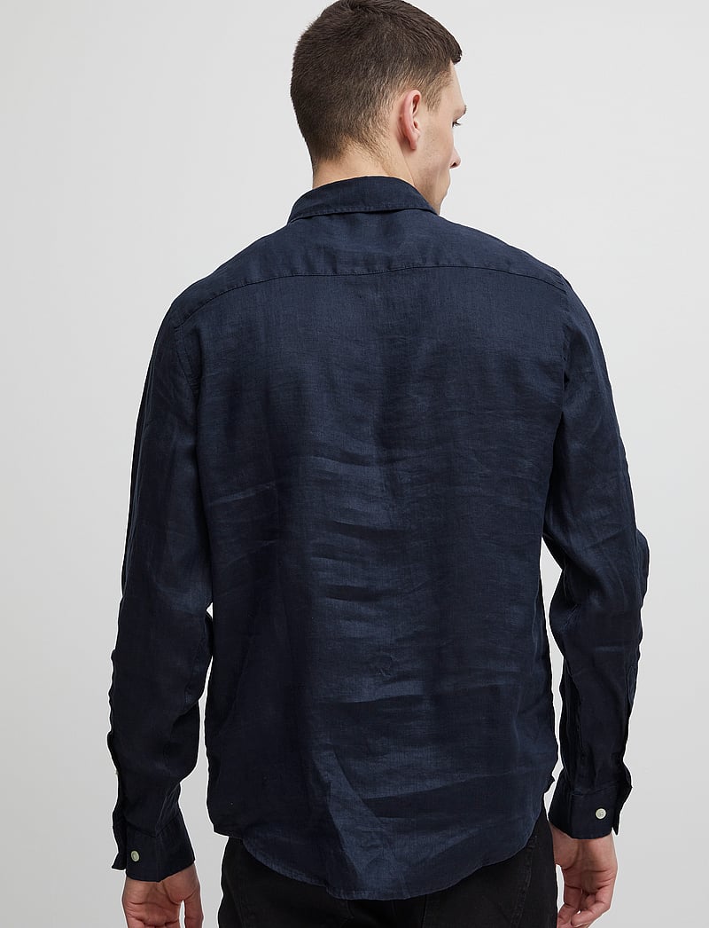 Casual Friday - CFANTON BD LS LINEN SHIRT - hørskjorter - navy blazer - 5