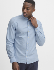 Casual Friday - CFANTON LS BD fil a fil shirt - lowest prices - chambray blue - 4