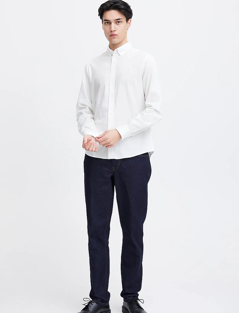 Casual Friday - CFANTON LS BD FIL A FIL SHIRT - hørskjorter - snow white - 0