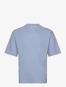 CFTue relaxed tee w. logo center fr, Casual Friday