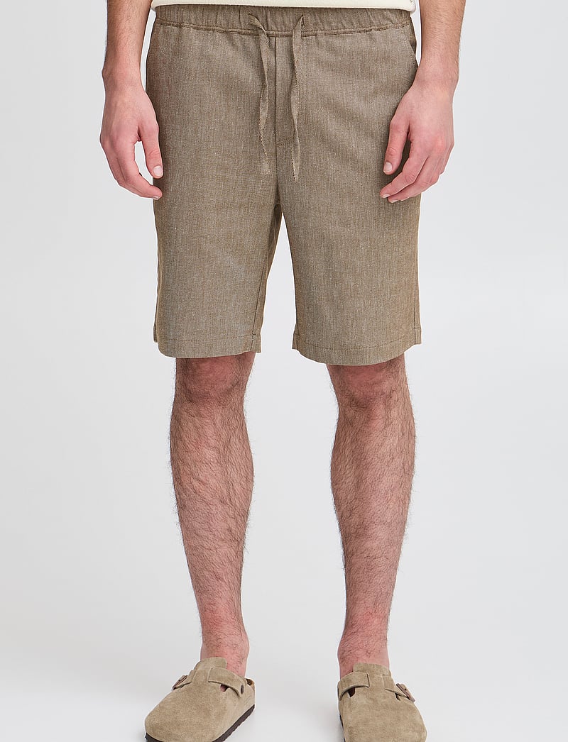 Casual Friday - CFPHELIX 0066 linen mix shorts - shorts en lin - kangaroo melange - 4