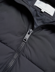 Casual Friday - CFWilson 0085 short puffer jacket - winterjacken - dark navy - 6