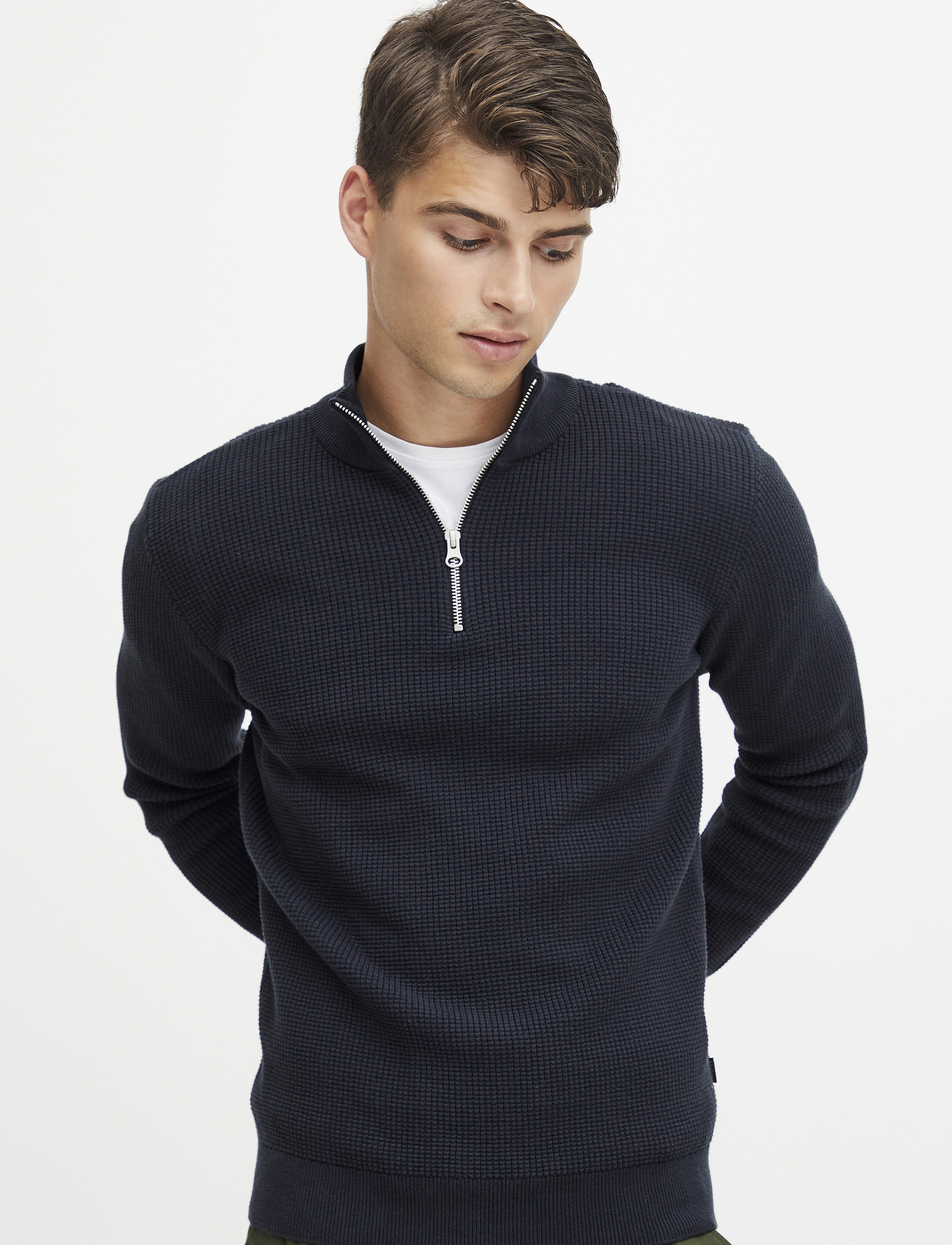 Casual Friday - CFKarlo 0092 half zipper knit - anthracite black - 3