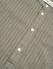 Casual Friday - CFAnton LS CC striped linen mix shi - linskjorter - vetiver - 3