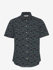 Casual Friday - CFAnton SS AOP leaf shirt - kortermede skjorter - dark navy - 0