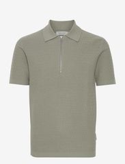 CFKarl SS structured polo knit - VETIVER