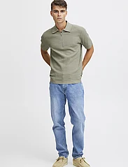 Casual Friday - CFKarl SS structured polo knit - men - vetiver - 3