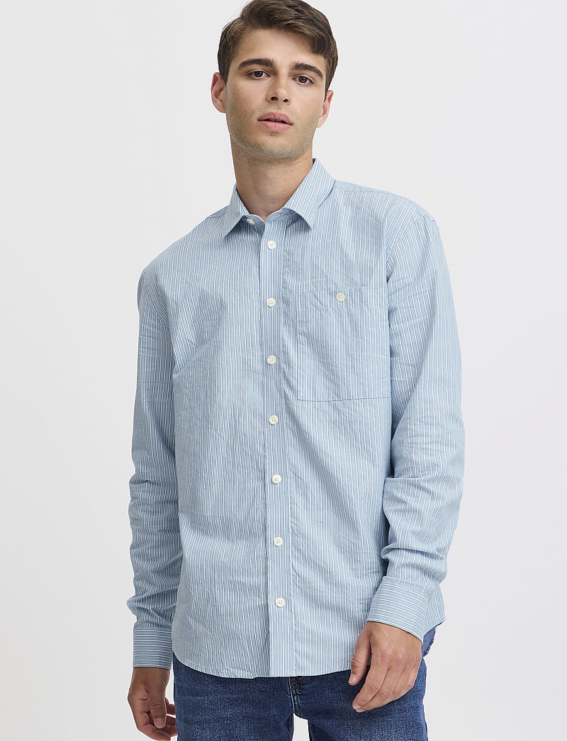 Casual Friday - CFALVIN LS dobby striped shirt - randiga skjortor - placid blue - 3