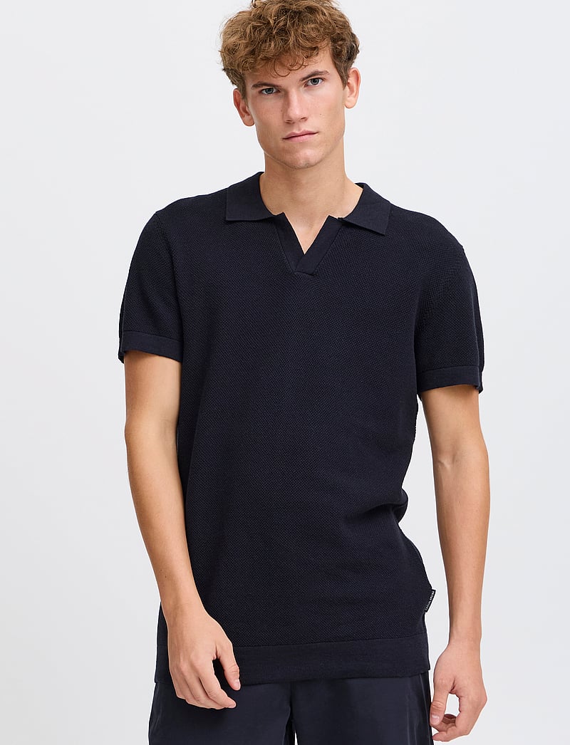 Casual Friday - CFMATEO SS STRUCTURED POLO KNI - kootud polosärgid - dark navy - 4