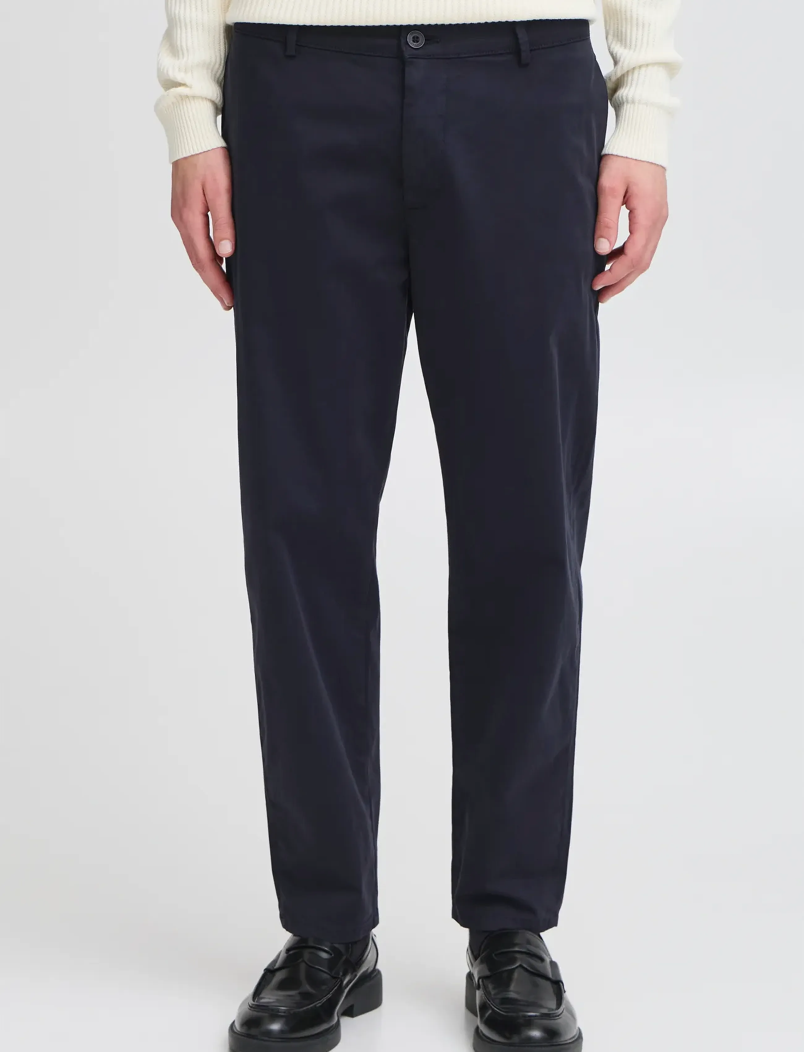 Casual Friday - CFPEPE GARMENT DYED PANTS - vabaaja püksid - dark navy - 3