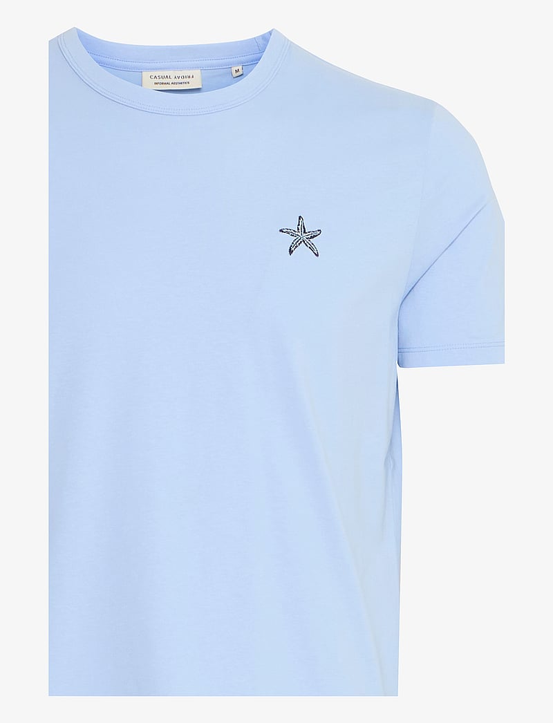 Casual Friday - CFEMMET tee with embroidery - kurzärmelig - chambray blue - 3