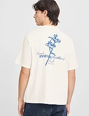 Casual Friday - CFJAXSON tee with backprint - cloud dancer - 5