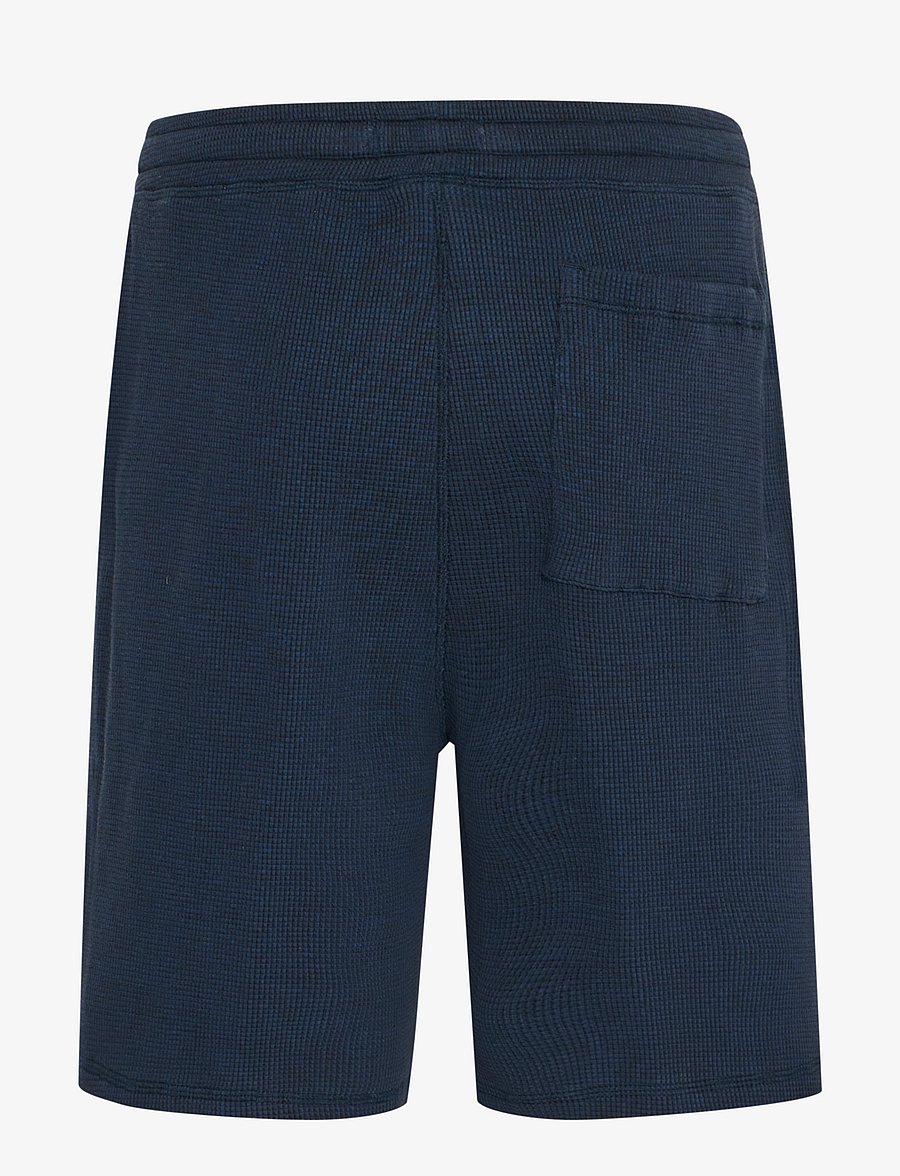 Casual Friday - CFULF0210 waffle shorts - vacation essentials - dark navy - 2