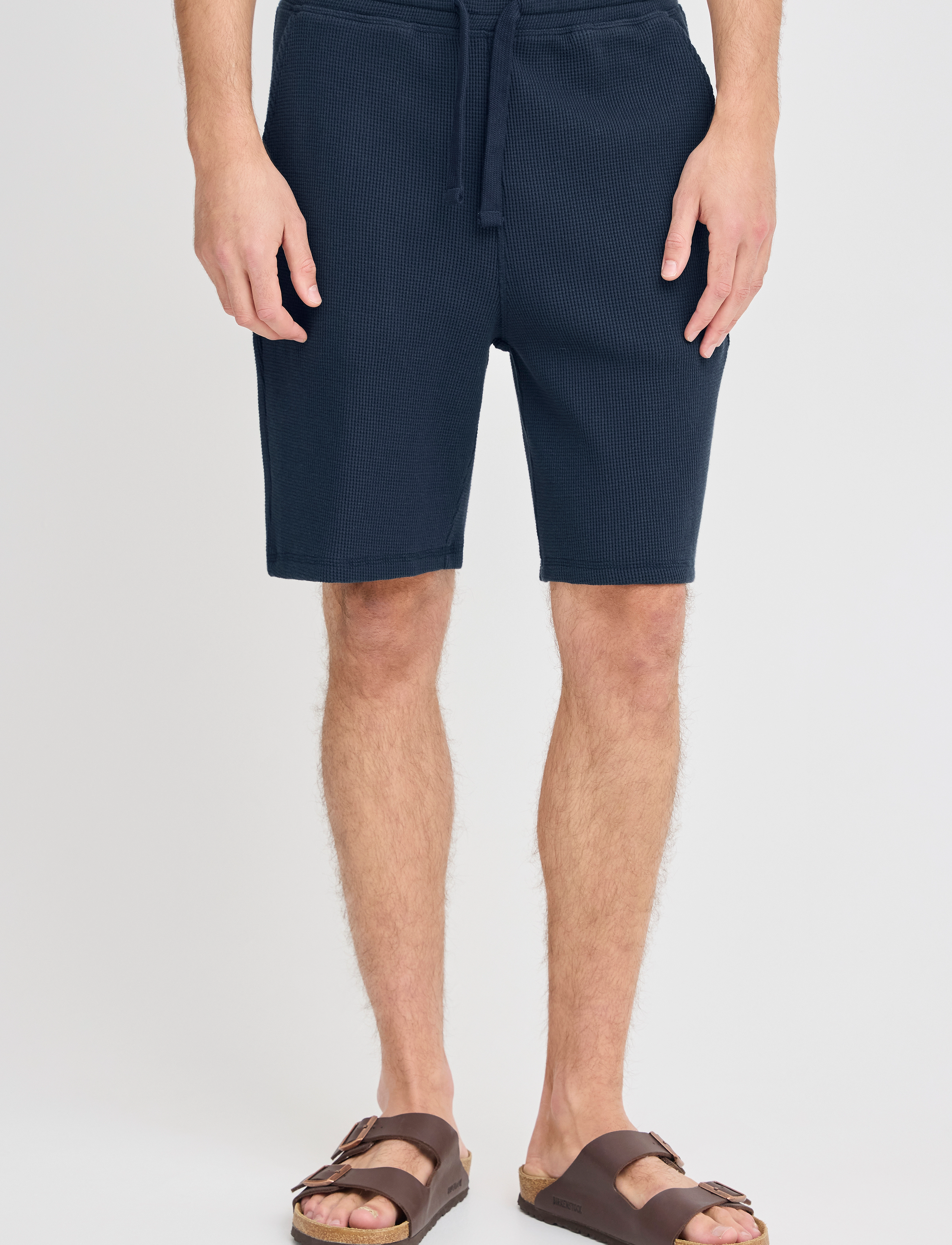 Casual Friday - CFULF0210 waffle shorts - vacation essentials - dark navy - 4