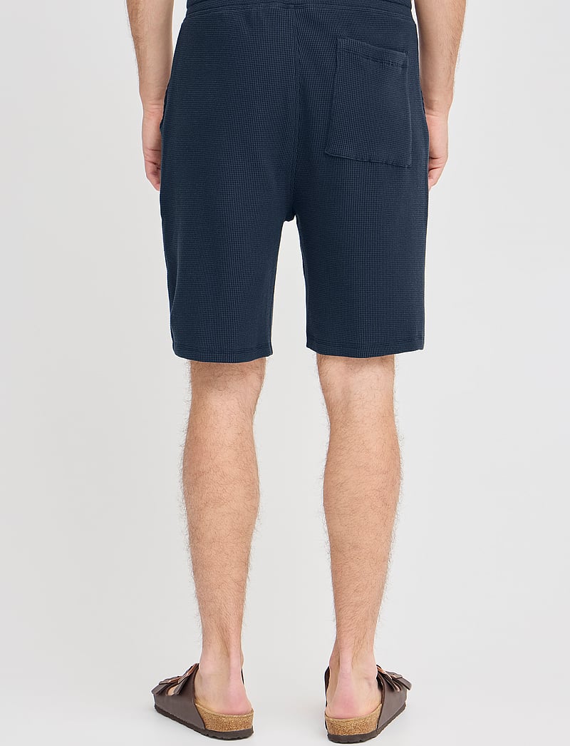 Casual Friday - CFULF0210 waffle shorts - kollektionen - dark navy - 5