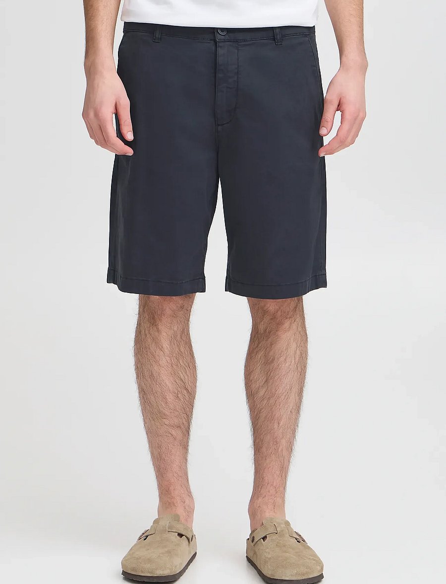 Casual Friday - CFBENNET SHORTS - casual shorts - navy blazer - 4