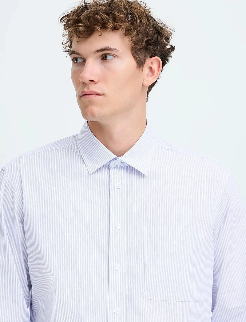 Casual Friday - CFBJØRN STRIPED SHIRT - randiga skjortor - snow white - 5