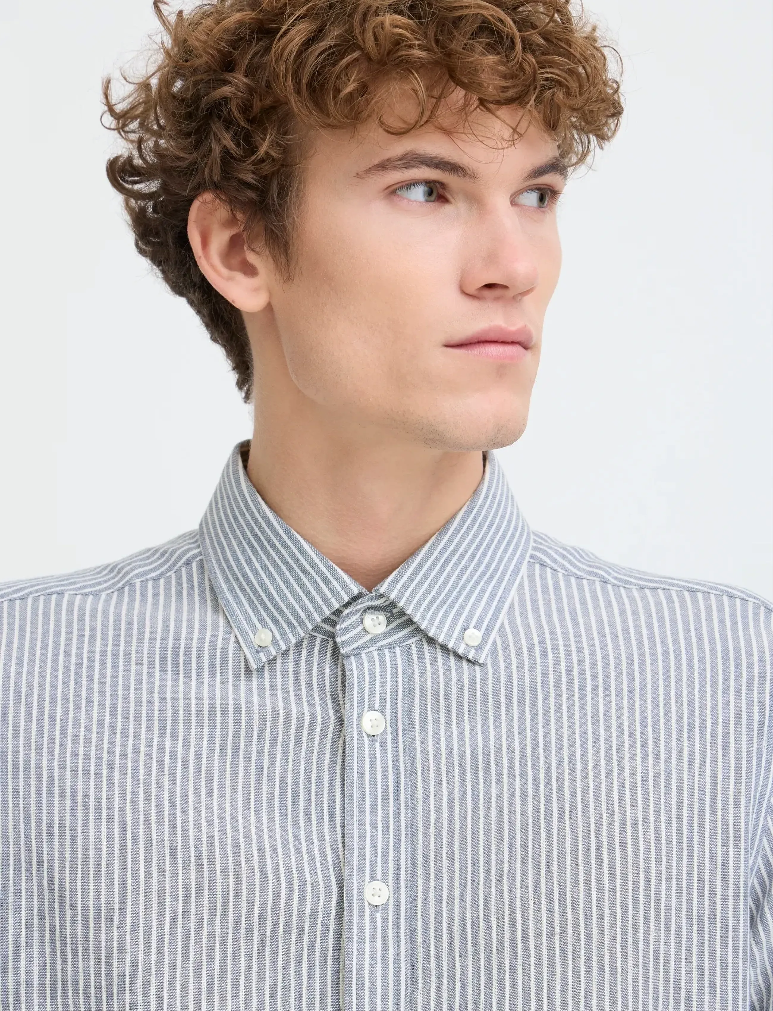 Casual Friday - CFHANES LINEN MIX LS SHIRT - stribede skjorter - bering sea melange - 5