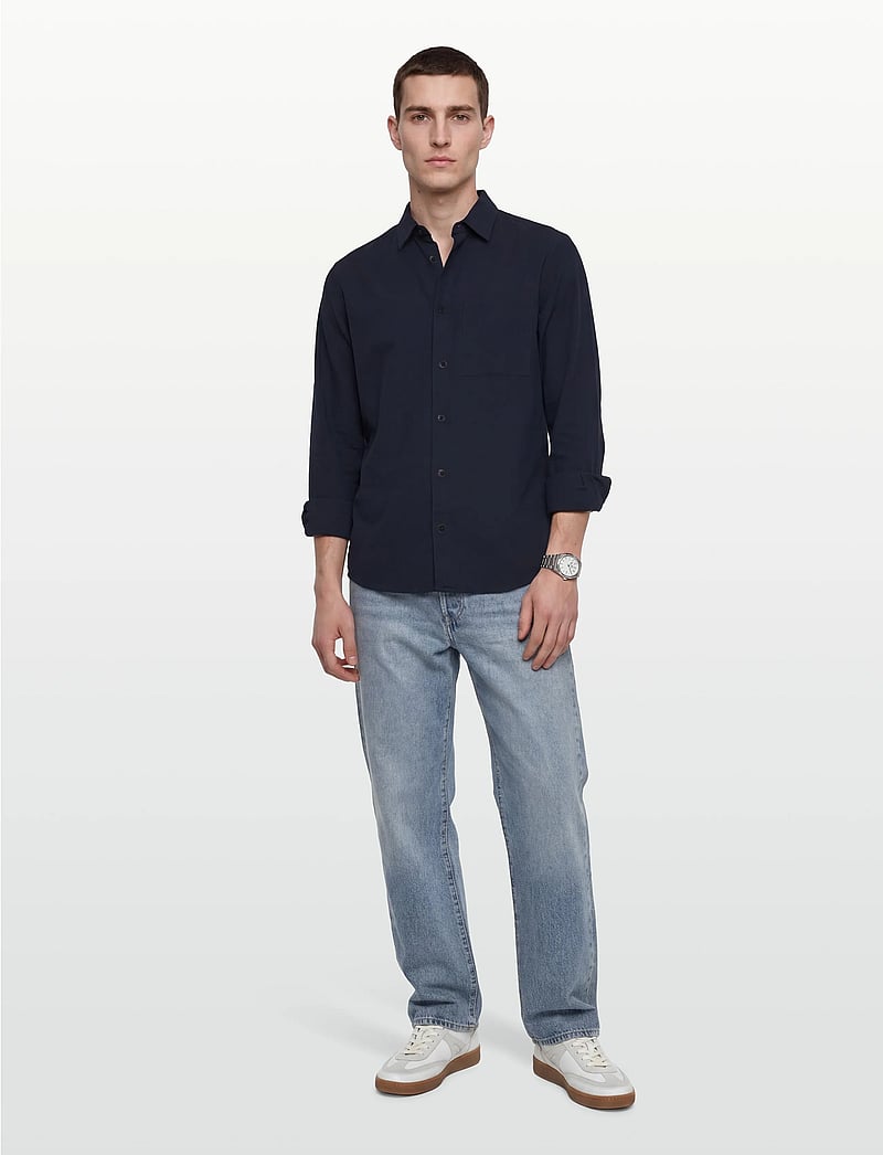 Casual Friday - CFAABERG STRUCTURED SHIRT - rennot kauluspaidat - navy blazer - 0