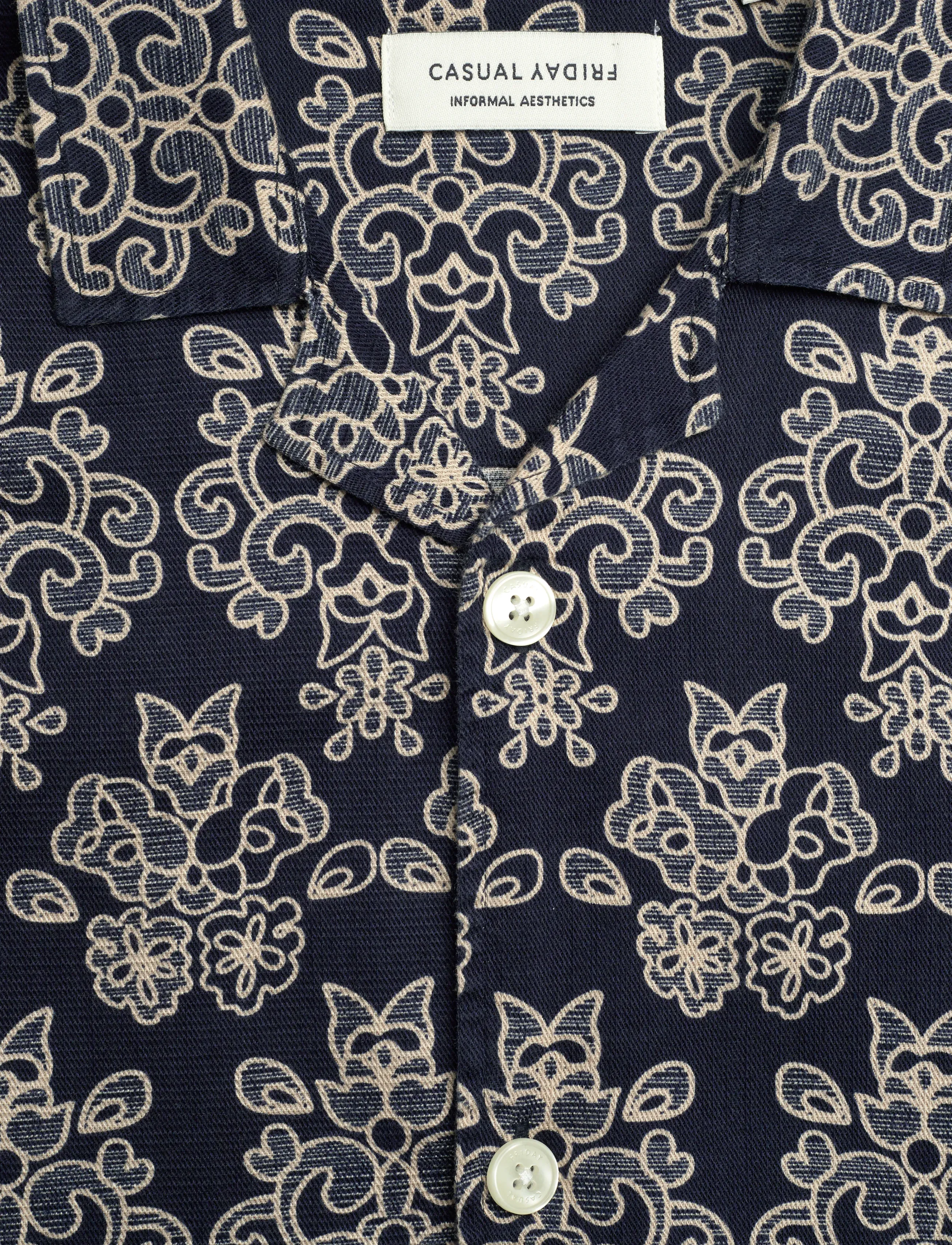 Casual Friday - CFLINDAHL AOP RESORT SHIRT - mønstrede skjorter - navy blazer - 2